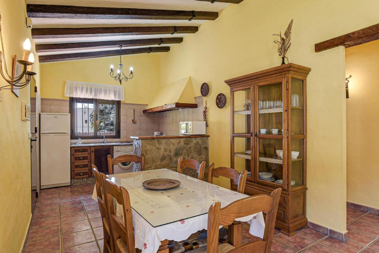 Villa Su Ilusion Solo Familias Conil De La Frontera Exterior photo